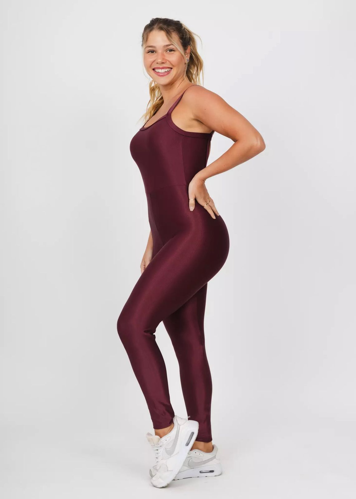 Macacão fitness Marsala